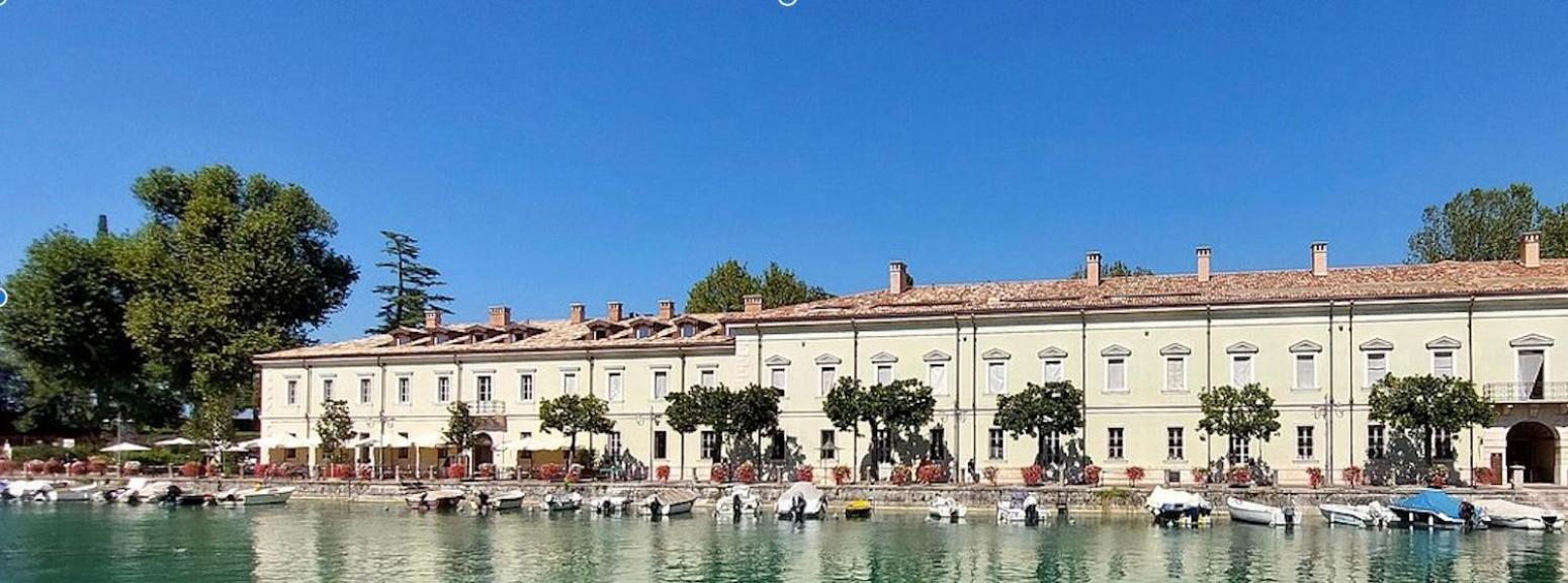 Time To Relax - La Terrazza Sul Lago Πεσκιέρα ντελ Γκάρντα Εξωτερικό φωτογραφία